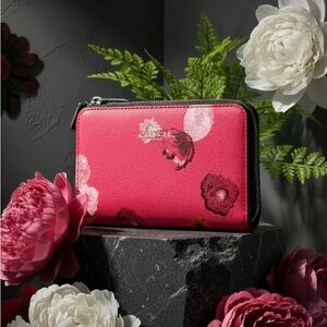 Coach Double Zip  Wallet Wristlet